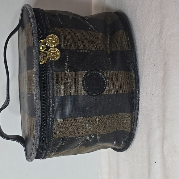 Fendi vanity bag - Picture 1 of 10